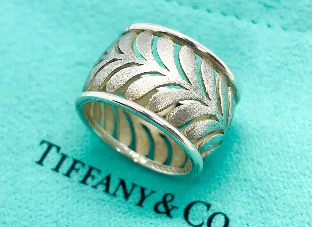Tiffany & Co. Paloma Picasso Villa Palm Leaf Wide Silver Ring Band Size 4.75